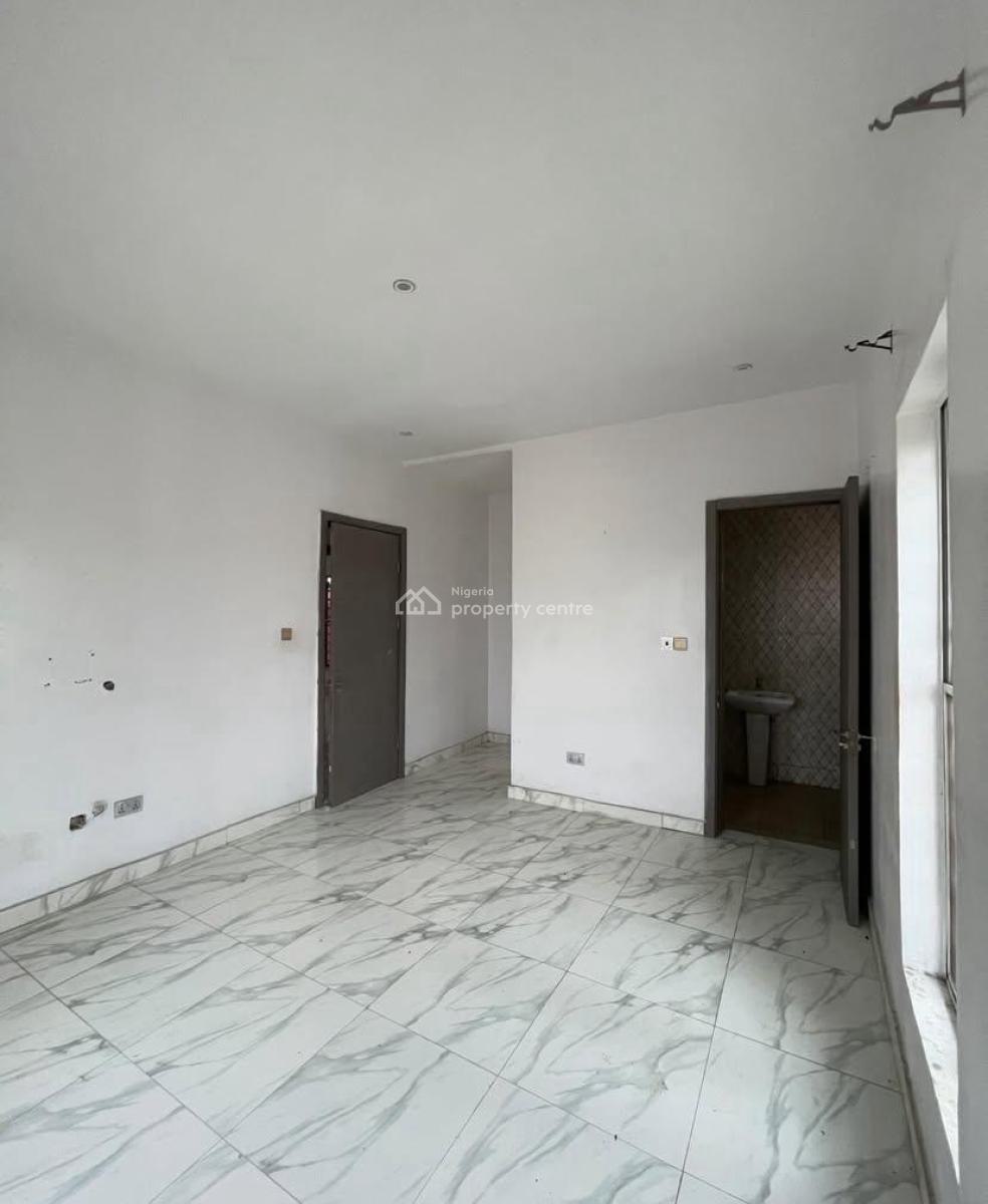 3 Bedroom Apartment in a Secured Neighborhood, Ikate, Lekki, Lagos, Flat / Apartment for Rent