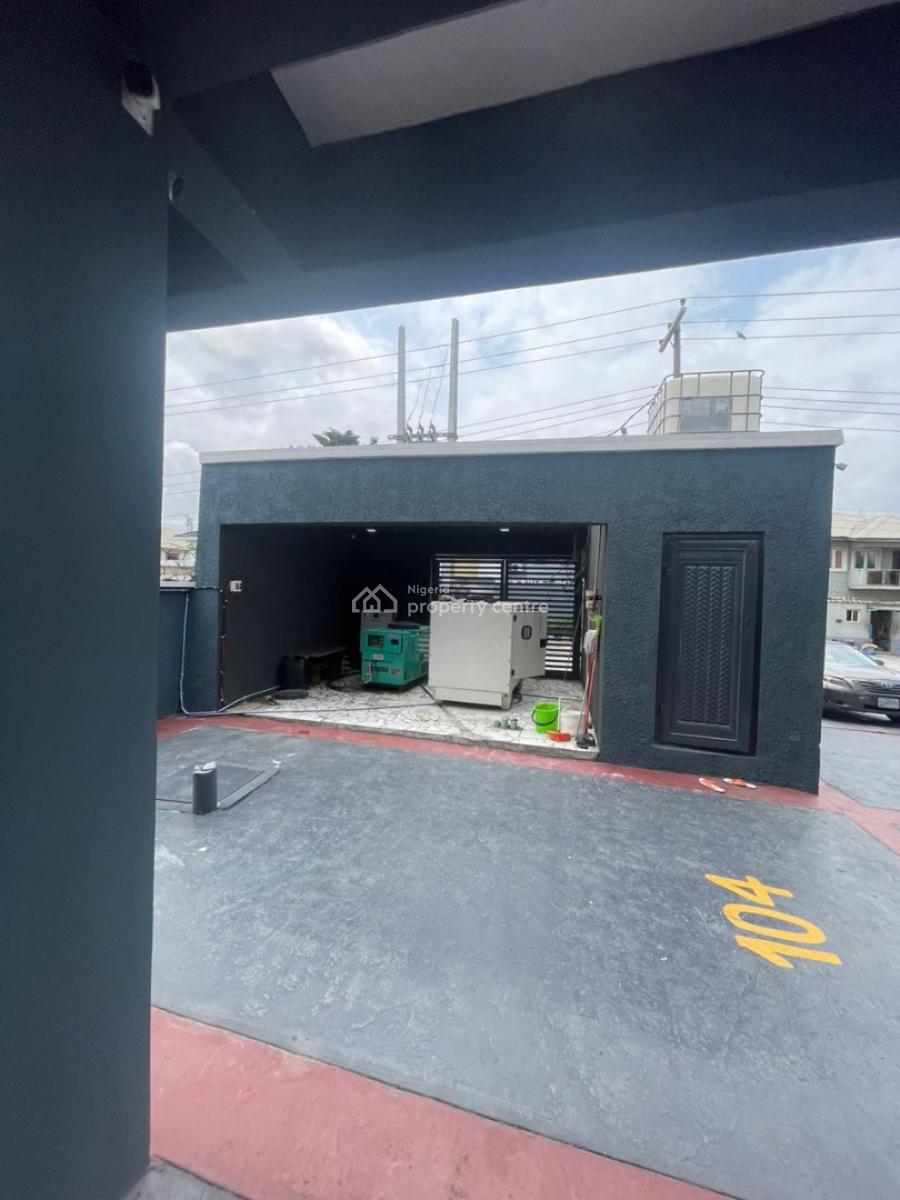 Exquisite 3-bedroom Fully Serviced Apartment, Lekki Phase 1, Lekki, Lagos, Flat / Apartment for Sale