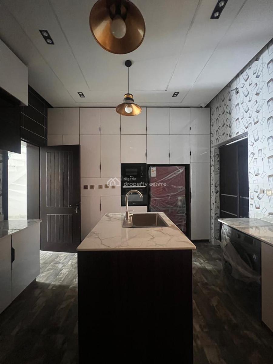 Luxury 5 Bedroom Fully Detached Duplex + Rooftop in an Estate, Less Than 7 Minutes Drive From Nike Art Gallery, Osapa, Lekki, Lagos, House for Sale