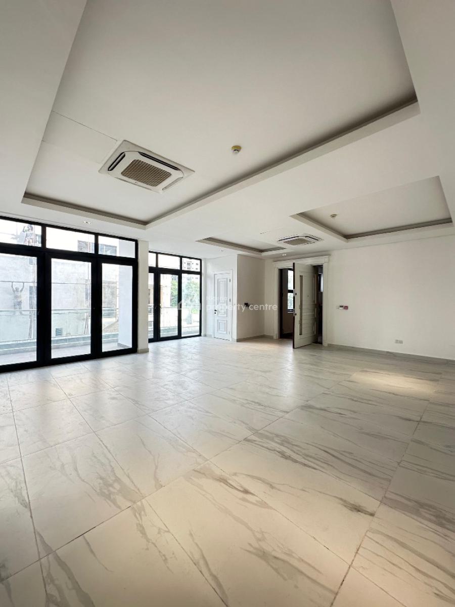 Enormous 4 Bedroom Maisonette with a Pool and Elevator, Banana Island, Ikoyi, Lagos, Flat / Apartment for Sale