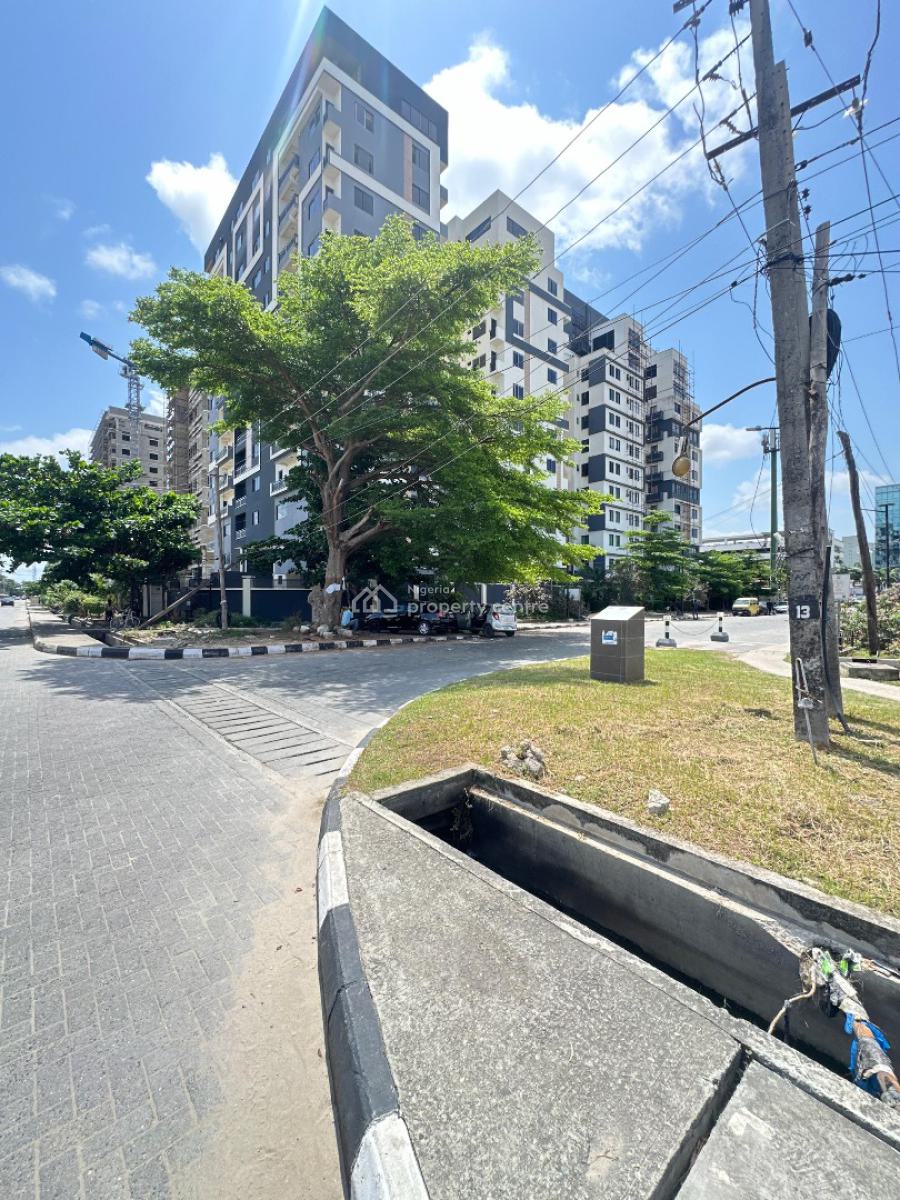 Luxuriously Built 2 Bedroom Plus Bq Apartment Suitable for Investment, Suitable for Investment in Vi, Victoria Island (vi), Lagos, Block of Flats for Sale