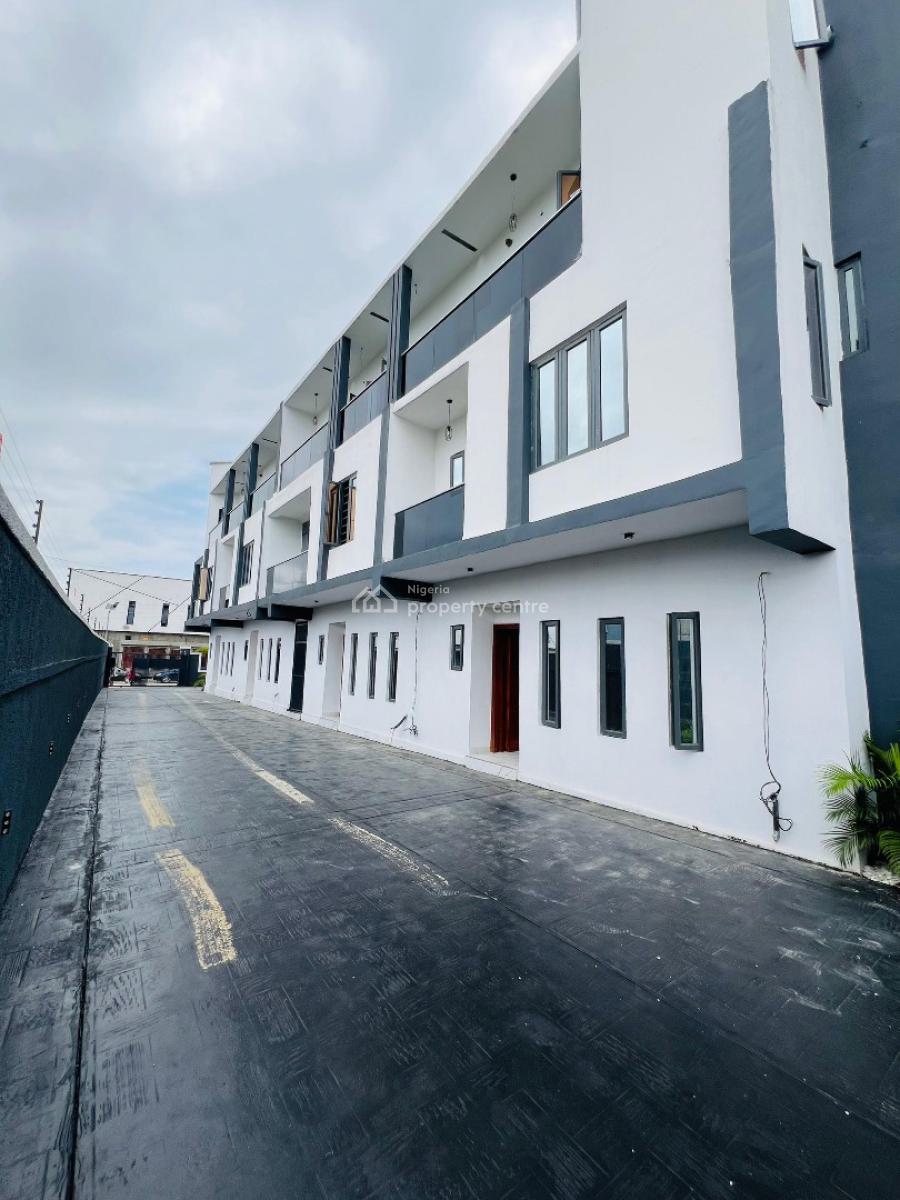 3 Bedroom Penthouse with a Room Bq, Ikota Gra, Ikota, Lekki, Lagos, House for Sale