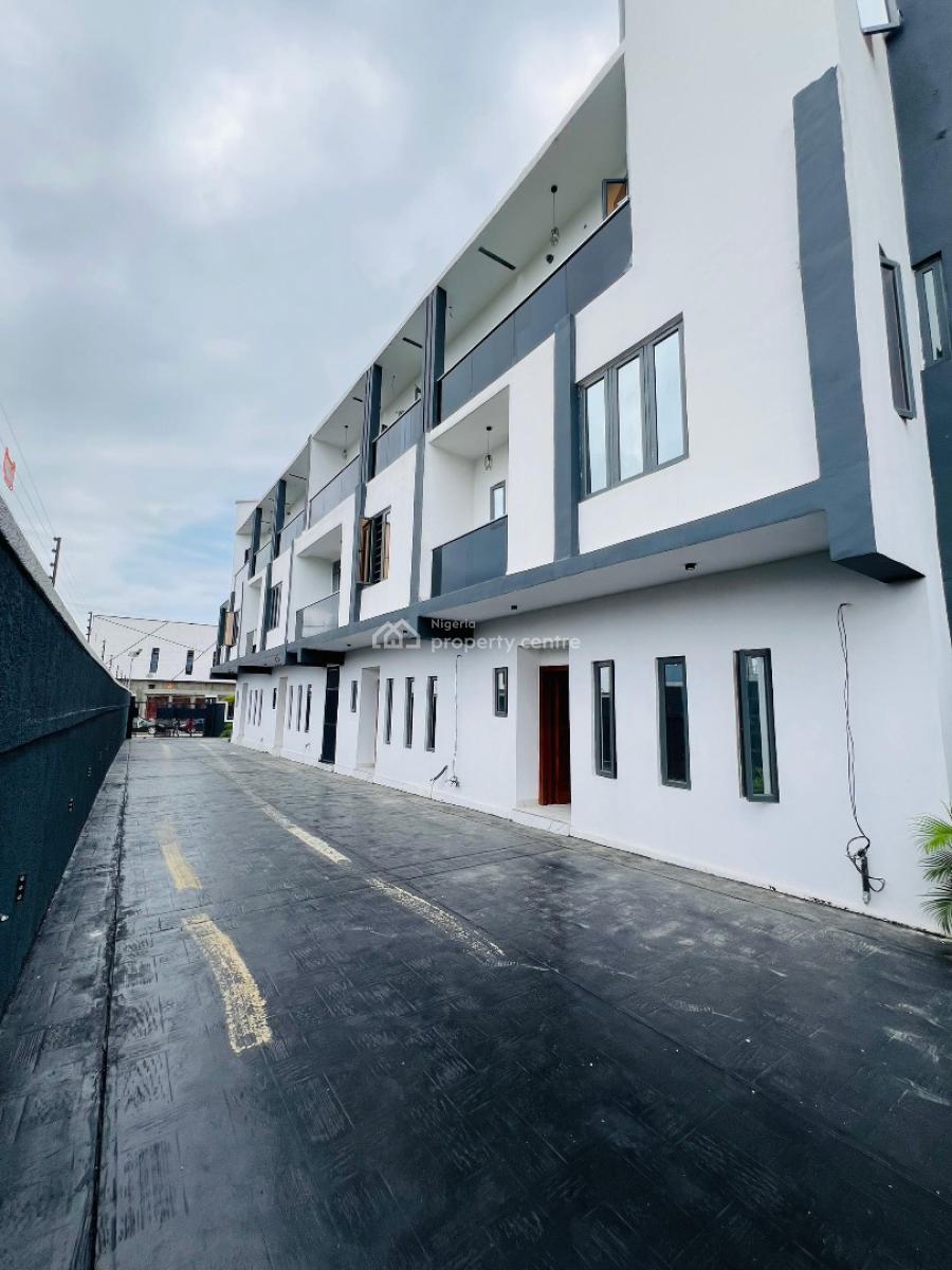 3 Bedroom Penthouse with a Room Bq, Ikota Gra, Ikota, Lekki, Lagos, House for Sale