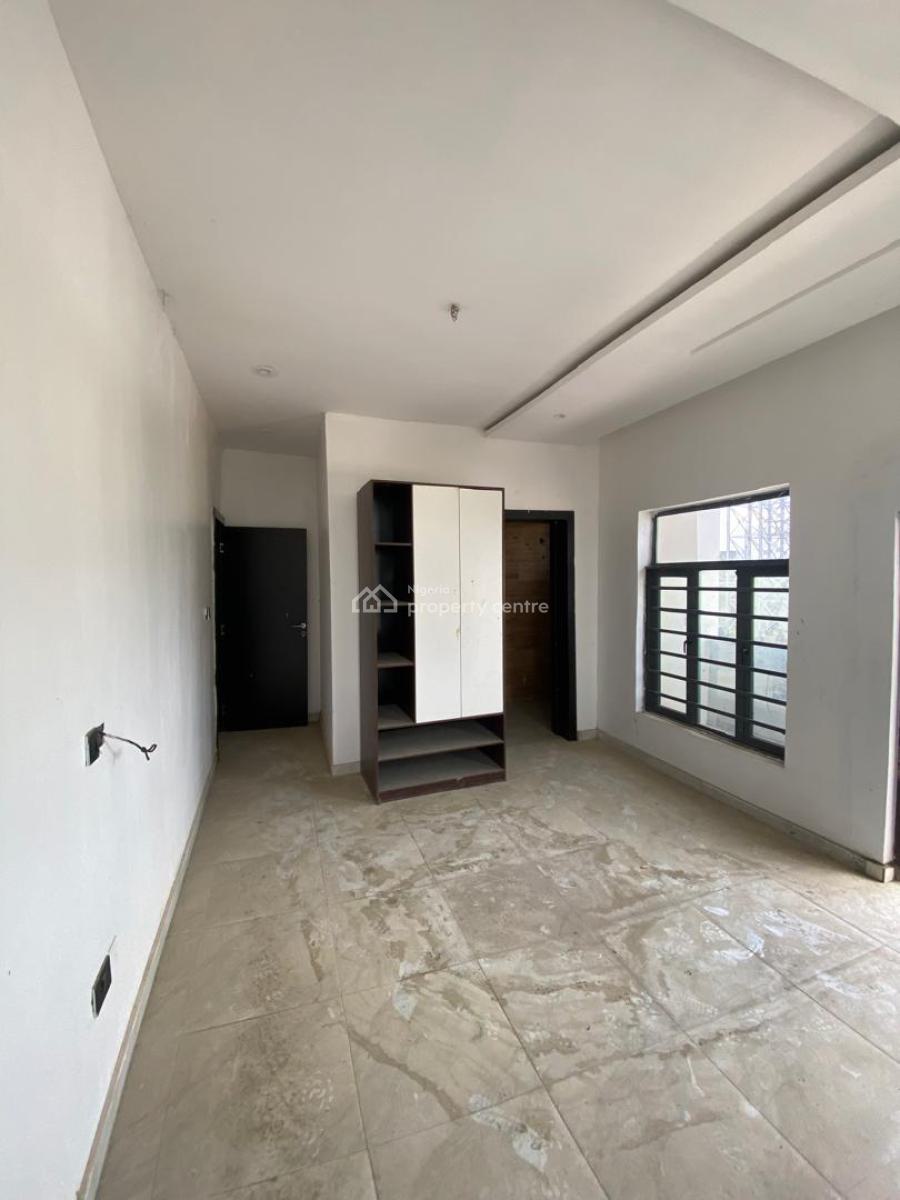 6 Units of 3-bedroom Luxury Flats with Bq, Periwinkle Estate, Lekki Phase 1, Lekki, Lagos, Block of Flats for Sale