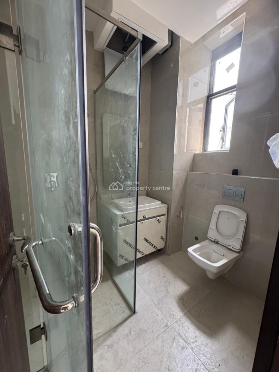 3 Bedroom Apartment with a General Swimming Pool, Lekki Phase 1, Lekki Phase 1, Lekki, Lagos, Block of Flats for Sale
