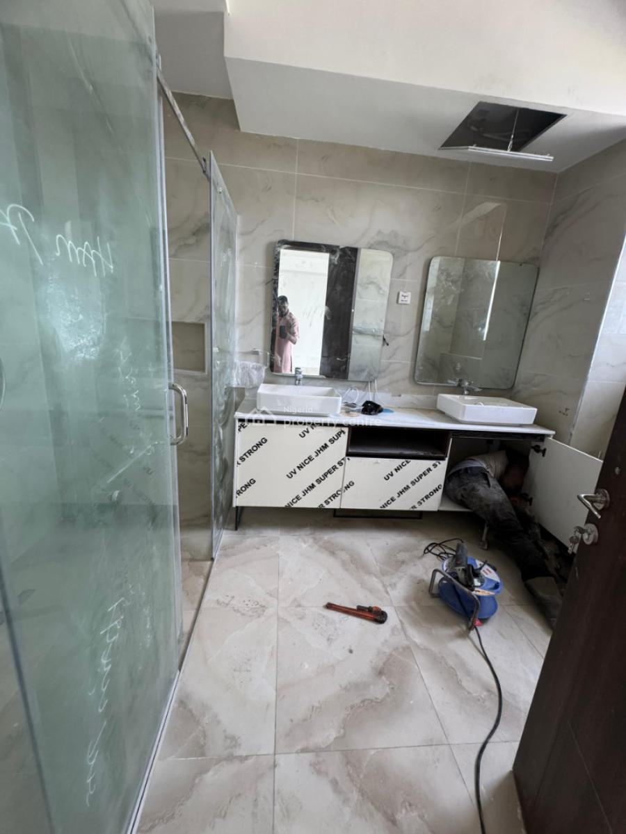3 Bedroom Apartment with a General Swimming Pool, Lekki Phase 1, Lekki Phase 1, Lekki, Lagos, Block of Flats for Sale