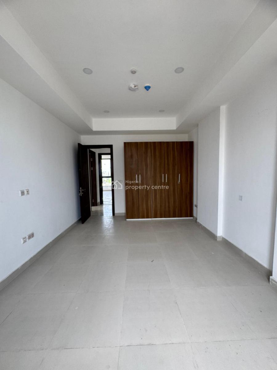 3 Bedroom Apartment with a General Swimming Pool, Lekki Phase 1, Lekki Phase 1, Lekki, Lagos, Block of Flats for Sale