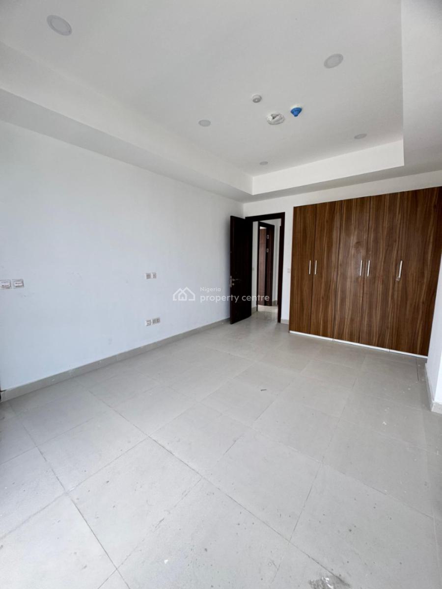 3 Bedroom Apartment with a General Swimming Pool, Lekki Phase 1, Lekki Phase 1, Lekki, Lagos, Block of Flats for Sale