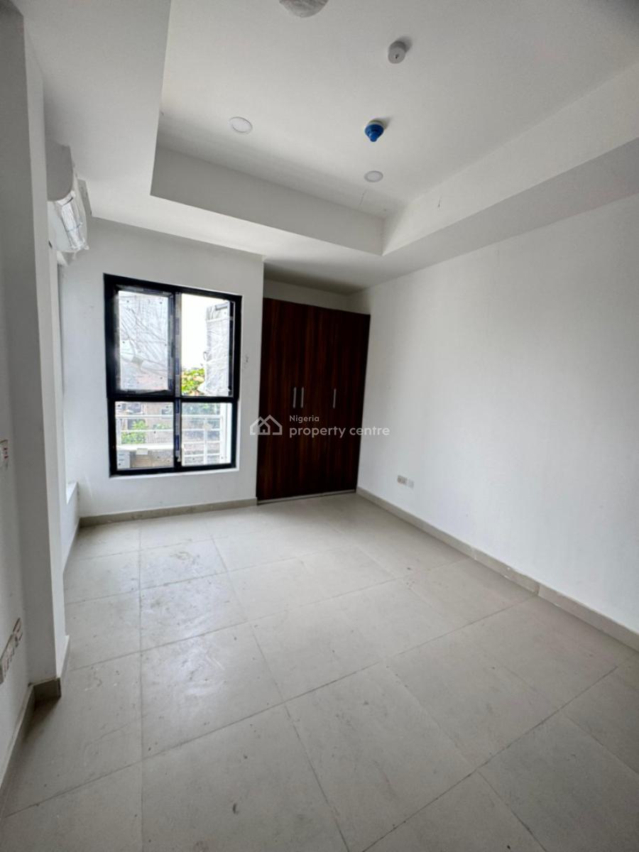 3 Bedroom Apartment with a General Swimming Pool, Lekki Phase 1, Lekki Phase 1, Lekki, Lagos, Block of Flats for Sale