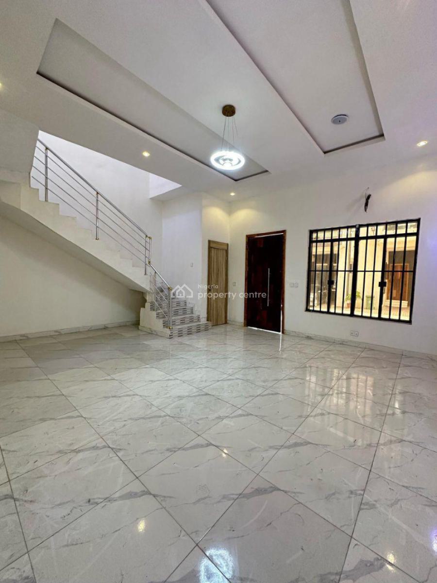 Perfectly Built 4 Bedroom Terraced  Duplex  with Communal Po, Ikota, Lekki, Lagos, Terraced Duplex for Sale