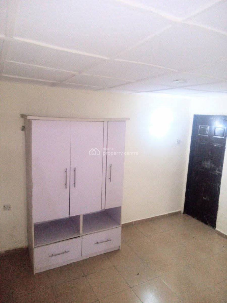 1 Room Self Contain, Bariga, Shomolu, Lagos, Self Contain (single Rooms) for Rent