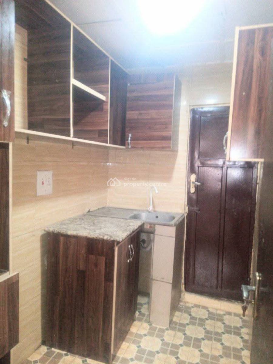 1 Room Self Contain, Bariga, Shomolu, Lagos, Self Contain (single Rooms) for Rent