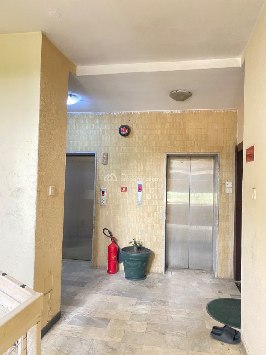 Well Maintained 3 Bedroom Apartment with Bq, Old Ikoyi, Ikoyi, Lagos, Flat / Apartment for Rent