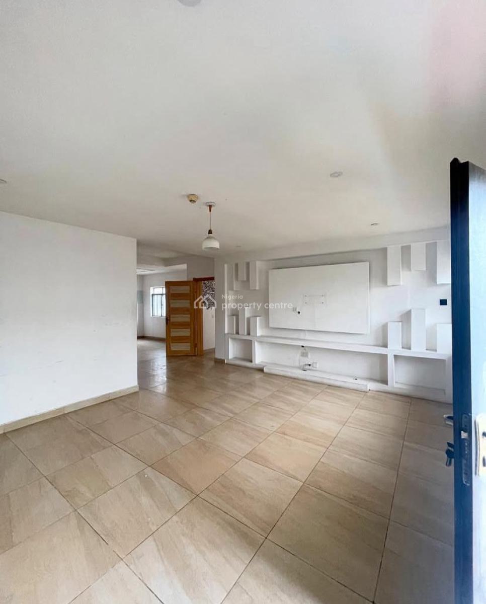 Luxury 4bedroom Maisonette Duplex, Ologolo, Lekki, Lagos, Flat / Apartment for Rent