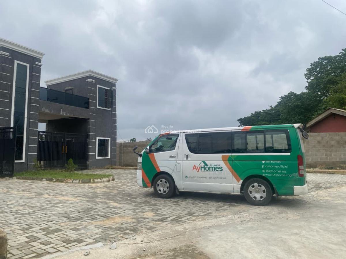 Strategically Centered Estate Metropolis Land with Ay Luxury Villa, Omole Kosofe Local Government Area, Magodo, Lagos, Land for Sale