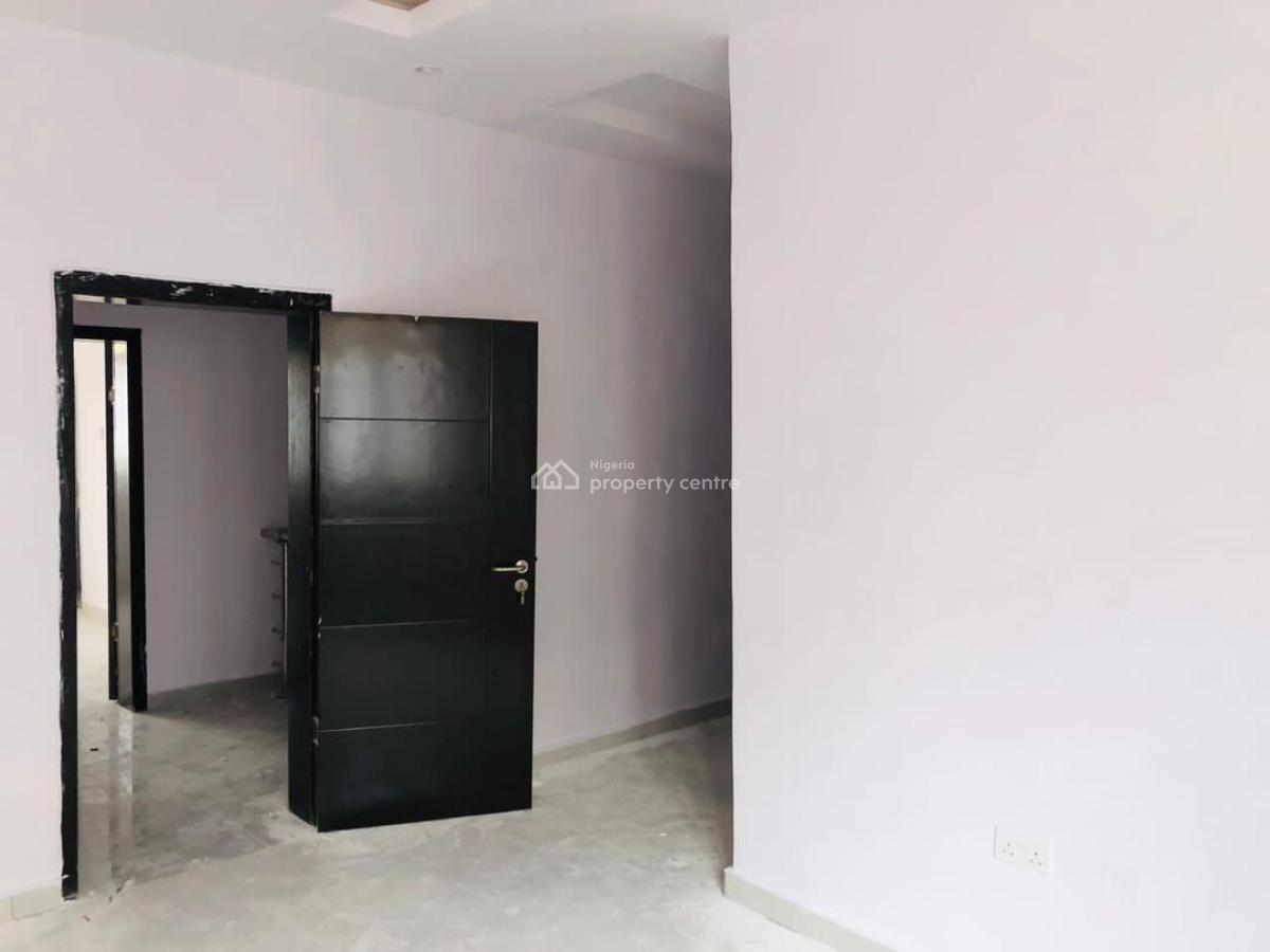Lovely Terrace Duplex in a Decent Location, Mobil Road, Ilaje, Ajah, Lagos, Terraced Duplex for Rent