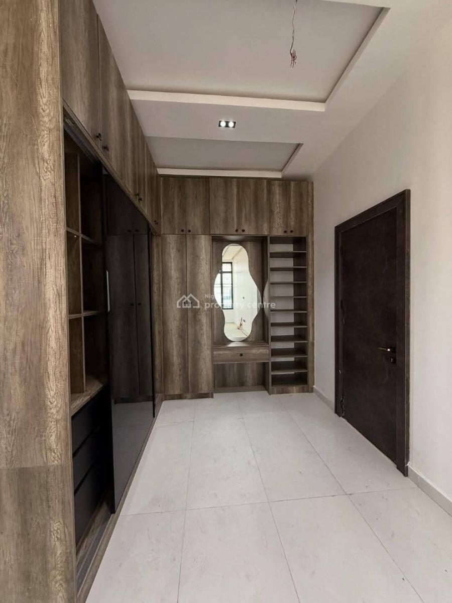 1 Room Self Contain, Palmgrove, Shomolu, Lagos, Self Contain (single Rooms) for Rent