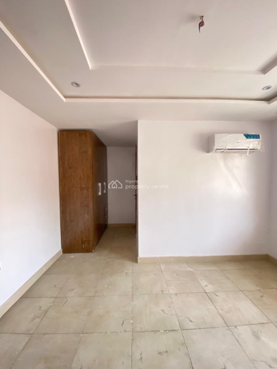 3 Bedroom Flat Apartment, Lekki Phase 1, Lekki, Lagos, Flat / Apartment for Sale