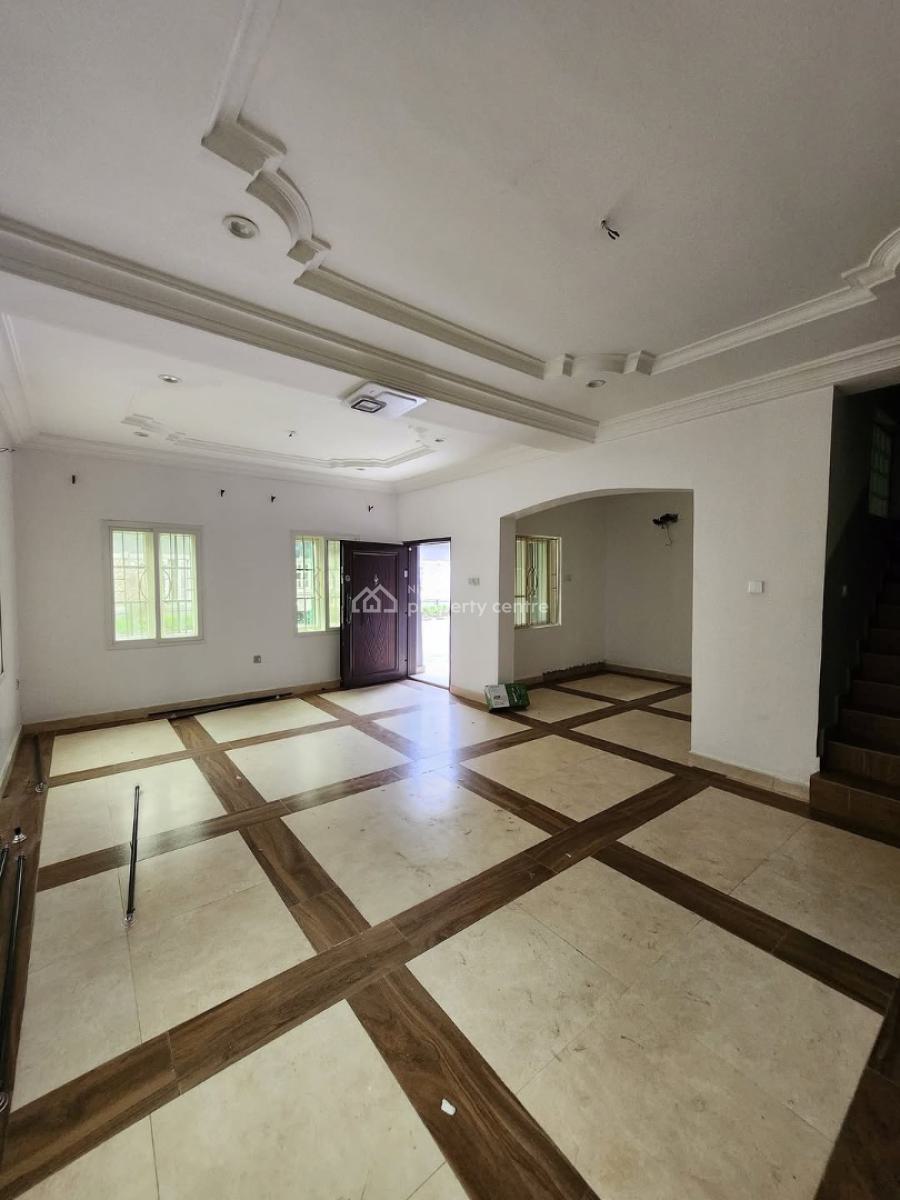 𝐒𝐏𝐀𝐂𝐈𝐎𝐔𝐒 3 𝐁𝐄𝐃𝐑𝐎𝐎𝐌 𝐓𝐄𝐑𝐑𝐀𝐂𝐄 𝐃𝐔𝐏𝐋𝐄𝐗, Osapa, Lekki, Lagos, Terraced Duplex for Rent