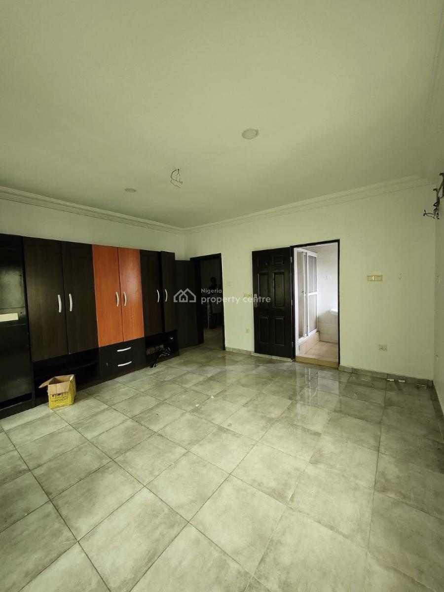 𝐒𝐏𝐀𝐂𝐈𝐎𝐔𝐒 3 𝐁𝐄𝐃𝐑𝐎𝐎𝐌 𝐓𝐄𝐑𝐑𝐀𝐂𝐄 𝐃𝐔𝐏𝐋𝐄𝐗, Osapa, Lekki, Lagos, Terraced Duplex for Rent