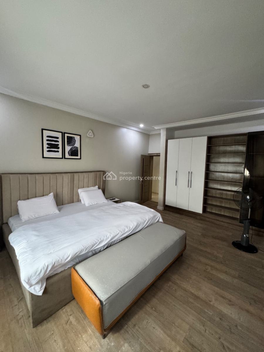 Fully Furnished & Spacious 3 Bedroom Apartment, Off Olusegun Obasanjo Way, Wuye, Abuja, Flat / Apartment for Sale