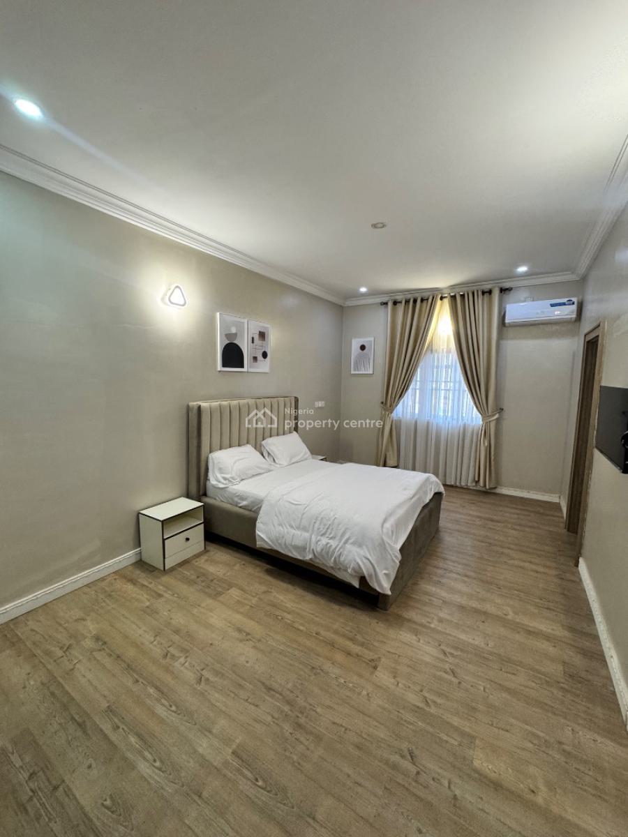 Fully Furnished & Spacious 3 Bedroom Apartment, Off Olusegun Obasanjo Way, Wuye, Abuja, Flat / Apartment for Sale
