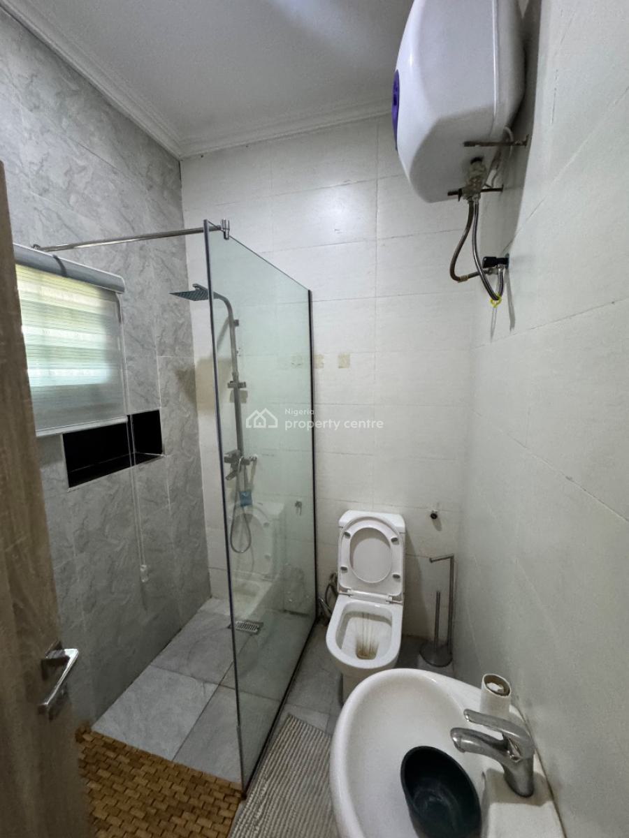 Fully Furnished & Spacious 3 Bedroom Apartment, Off Olusegun Obasanjo Way, Wuye, Abuja, Flat / Apartment for Sale