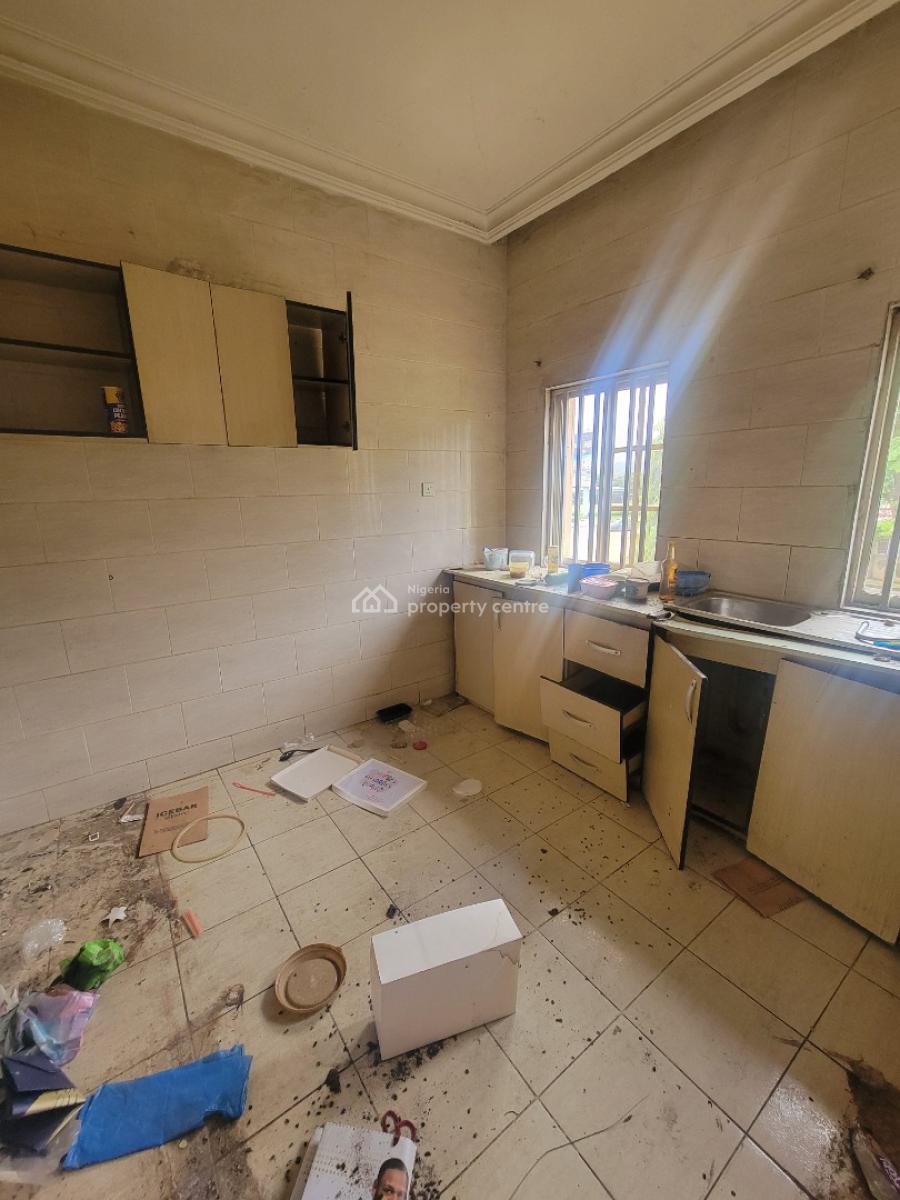Spacious 3 Bedroom Apartment (management Would Renovate), Jabi, Abuja, Flat / Apartment for Rent