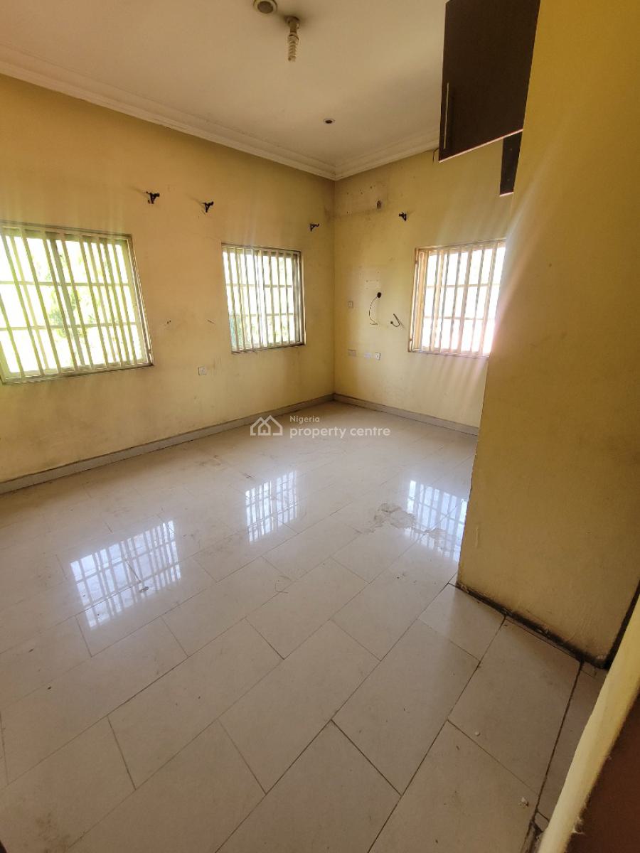 Spacious 3 Bedroom Apartment (management Would Renovate), Jabi, Abuja, Flat / Apartment for Rent