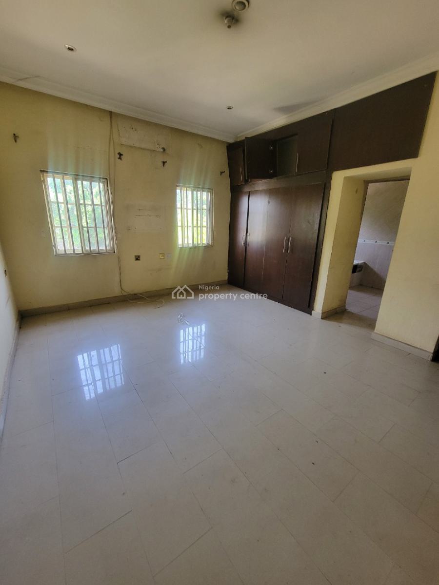 Spacious 3 Bedroom Apartment (management Would Renovate), Jabi, Abuja, Flat / Apartment for Rent