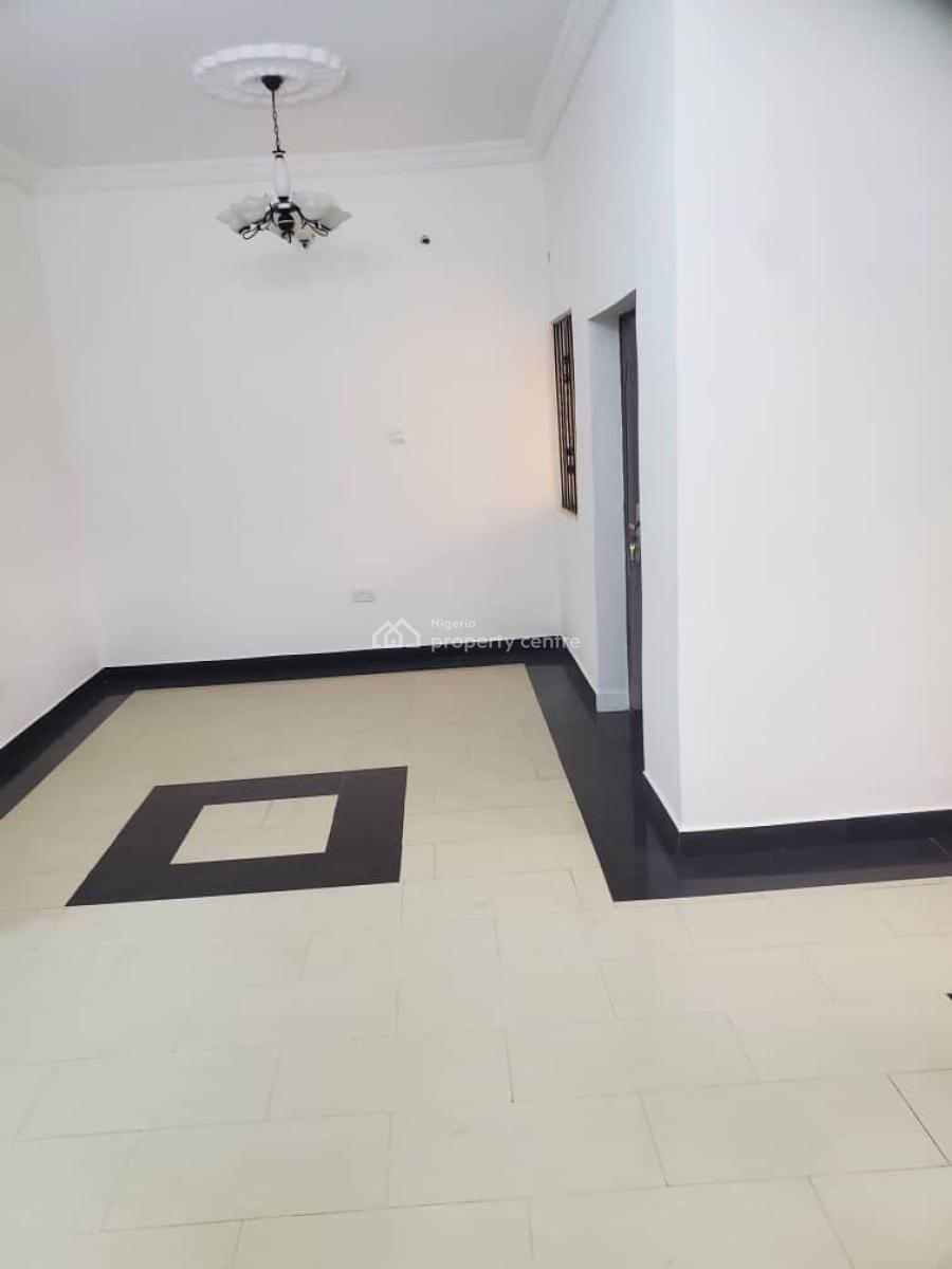 Luxury Upstairs 2-bedroom Apartment, Off Palace Road, Oniru, Victoria Island (vi), Lagos, Flat / Apartment for Rent