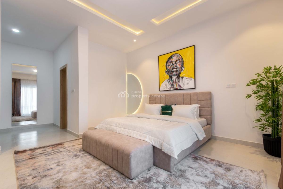 Luxury 2 Bedrooms with Rooftop Swimming Pool, Admiralty Way, Lekki Phase 1, Lekki, Lagos, Flat / Apartment Short Let
