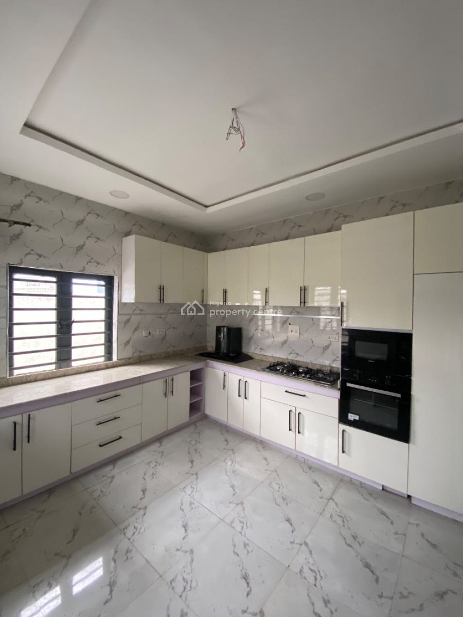 Lovely 5 Bed Duplex with Spacious Car Park, Ajah, Lagos, Detached Duplex for Sale