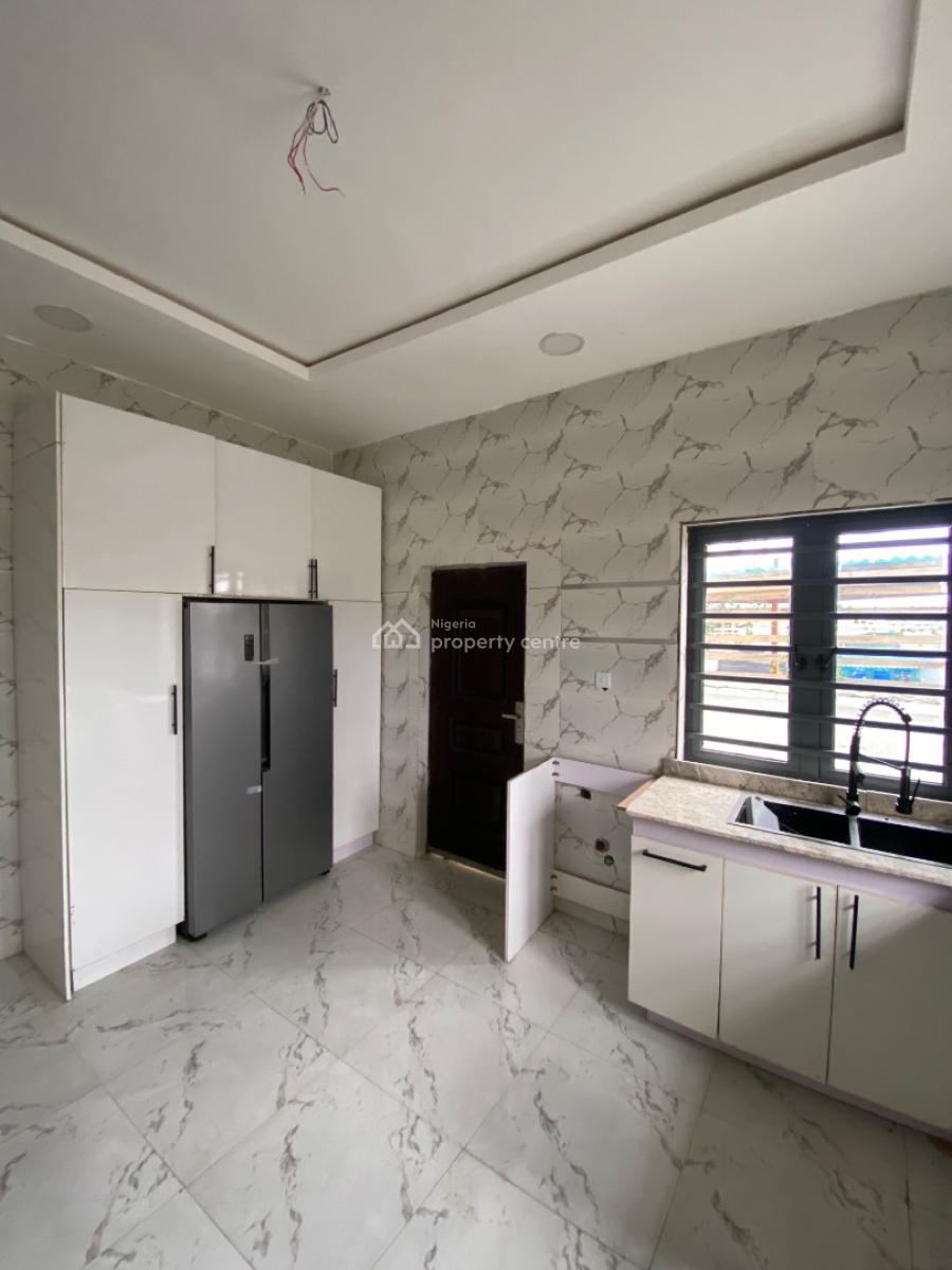 Lovely 5 Bed Duplex with Spacious Car Park, Ajah, Lagos, Detached Duplex for Sale