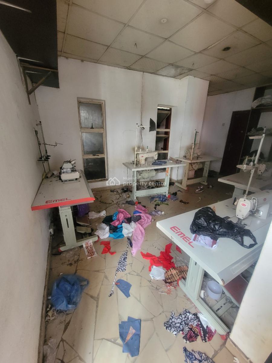 Fashion House Available with Equipments/machines, Jabi, Abuja, Plaza / Complex / Mall for Rent