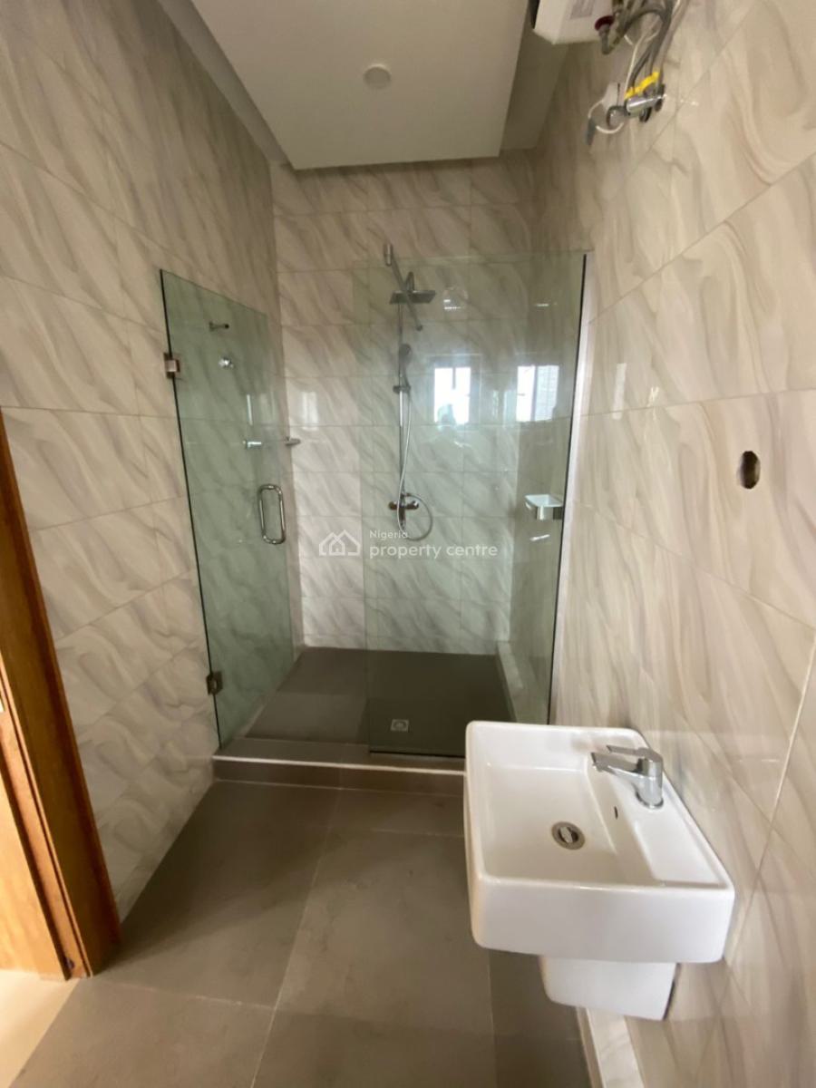 Luxury 2 Bedroom Penthouse Apartment  in a Serene Environment, Lekki Phase 1, Lekki, Lagos, Flat / Apartment for Rent