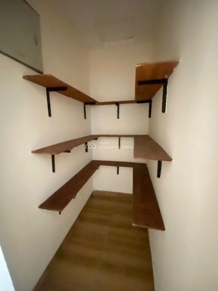 Luxury 2 Bedroom Penthouse Apartment  in a Serene Environment, Lekki Phase 1, Lekki, Lagos, Flat / Apartment for Rent