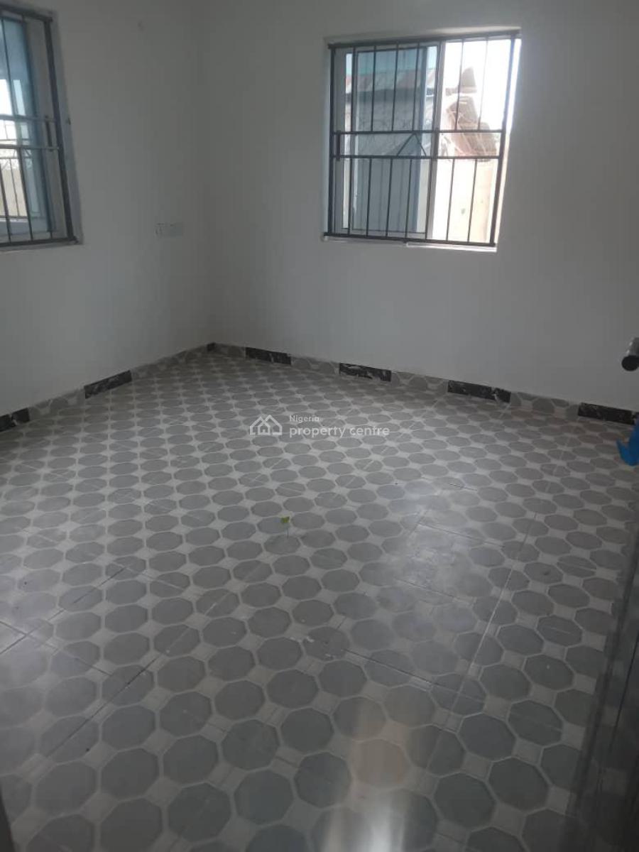 2 Bedroom Flat with Sweet Modern Facilities, Olakunle Traffic Light, Akala Express, Ibadan, Oyo, Flat / Apartment for Rent