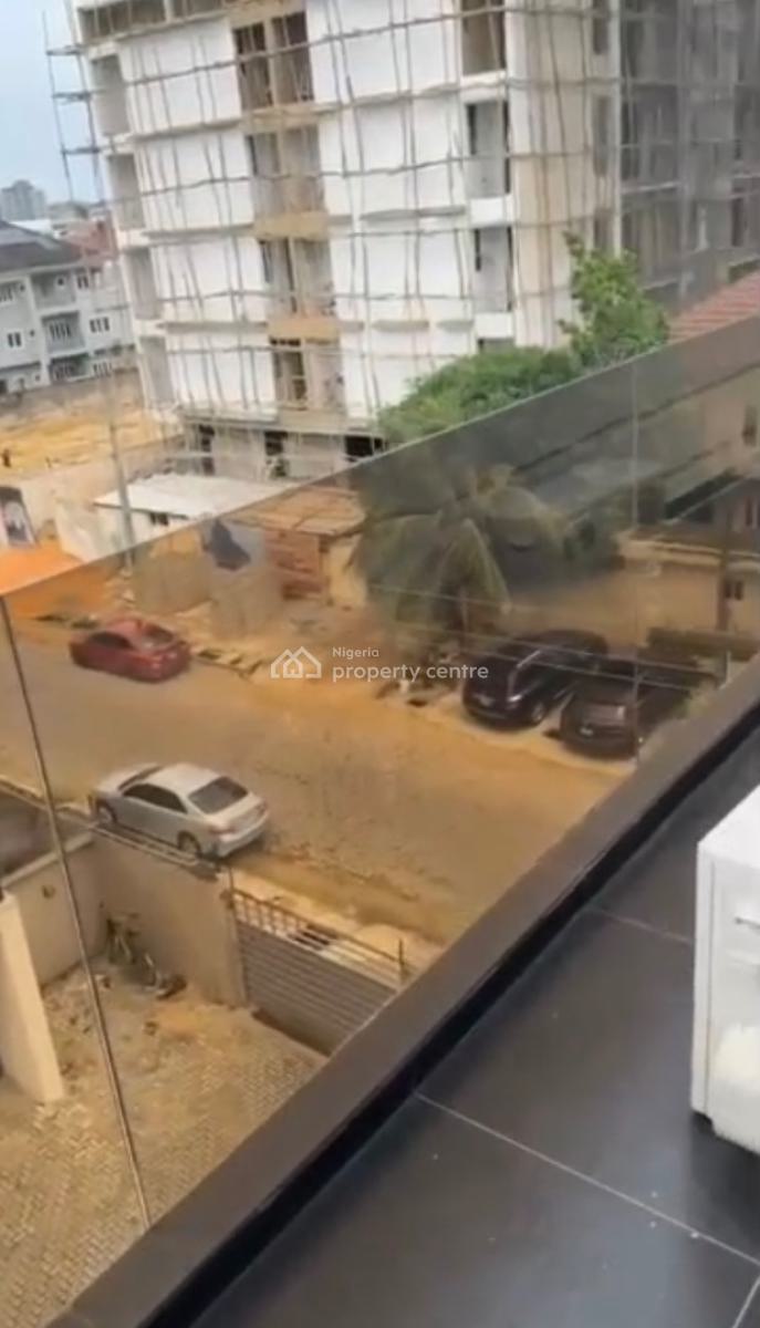 3 Bedrooms Apartment, Lekki Phase 1, Lekki, Lagos, Flat / Apartment for Rent