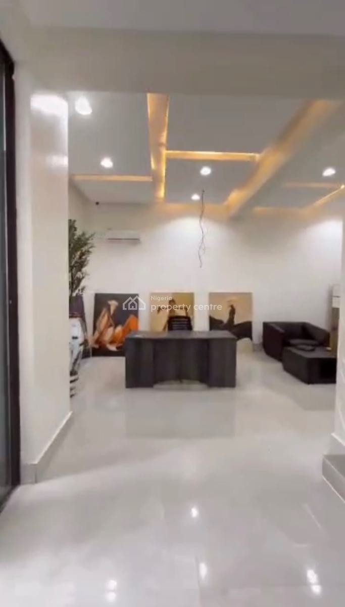 Fully Serviced 3 Bedroom Apartment + Bq, Lekki Phase 1, Lekki, Lagos, Flat / Apartment for Rent