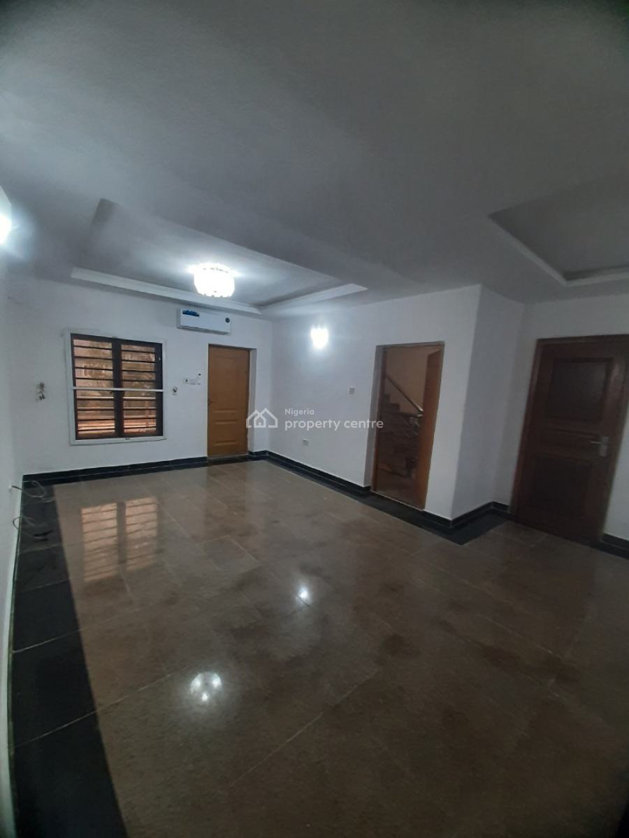 3, Lekki Phase 1, Lekki, Lagos, Flat / Apartment for Rent