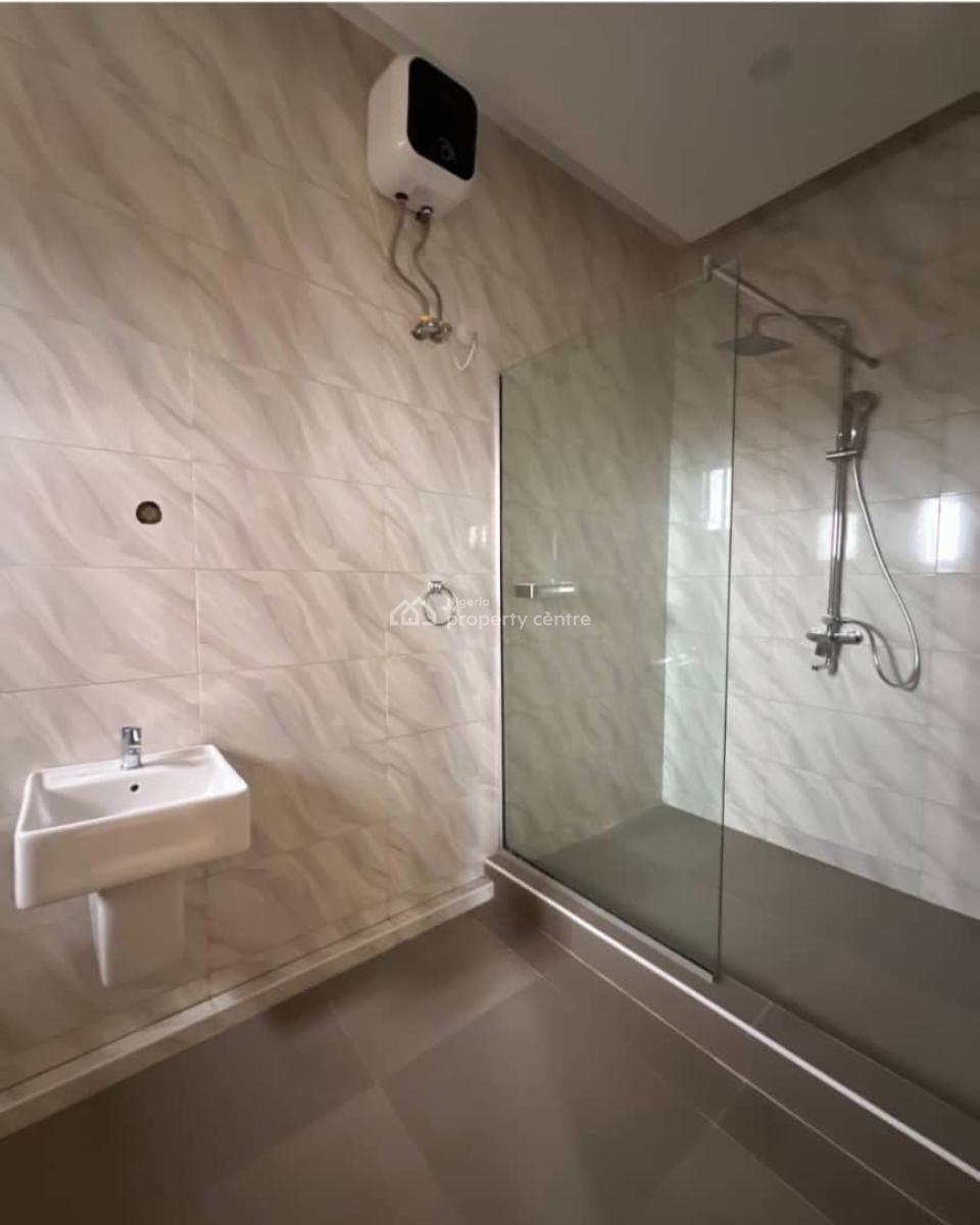 1 Bedroom Apartment, Lekki Phase 1, Lekki, Lagos, Flat / Apartment for Rent