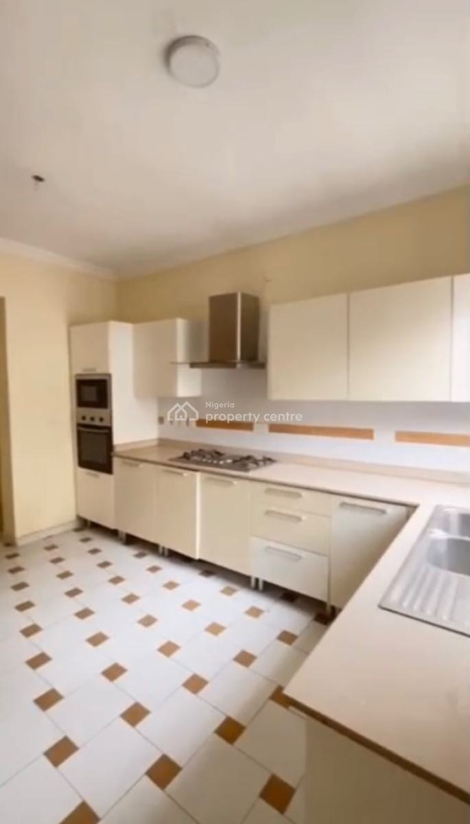 Spacious 4 Bedrooms Terraced Duplex, Self Compound, Lekki Phase 1, Lekki, Lagos, Terraced Duplex for Sale