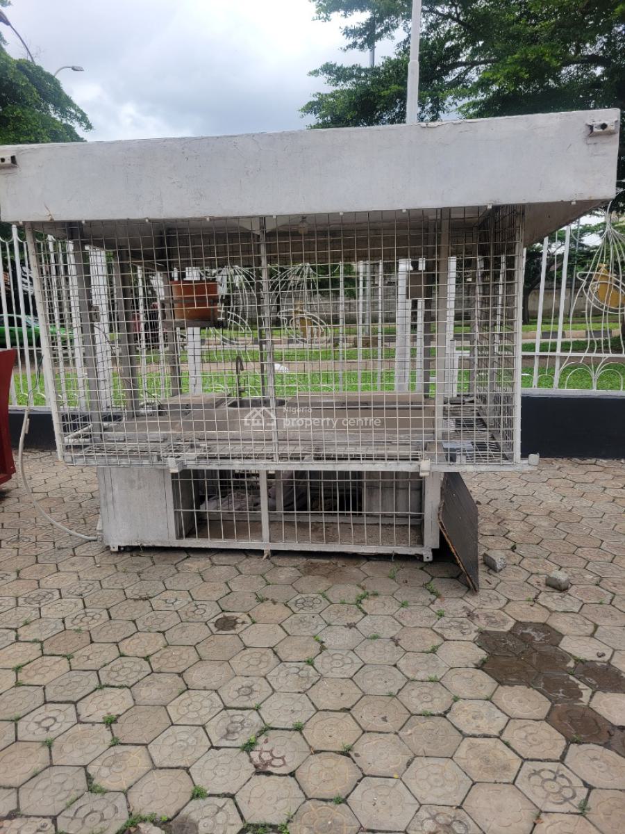Well-positioned Vendor Kiosk/cart, Jabi, Abuja, Shop for Rent