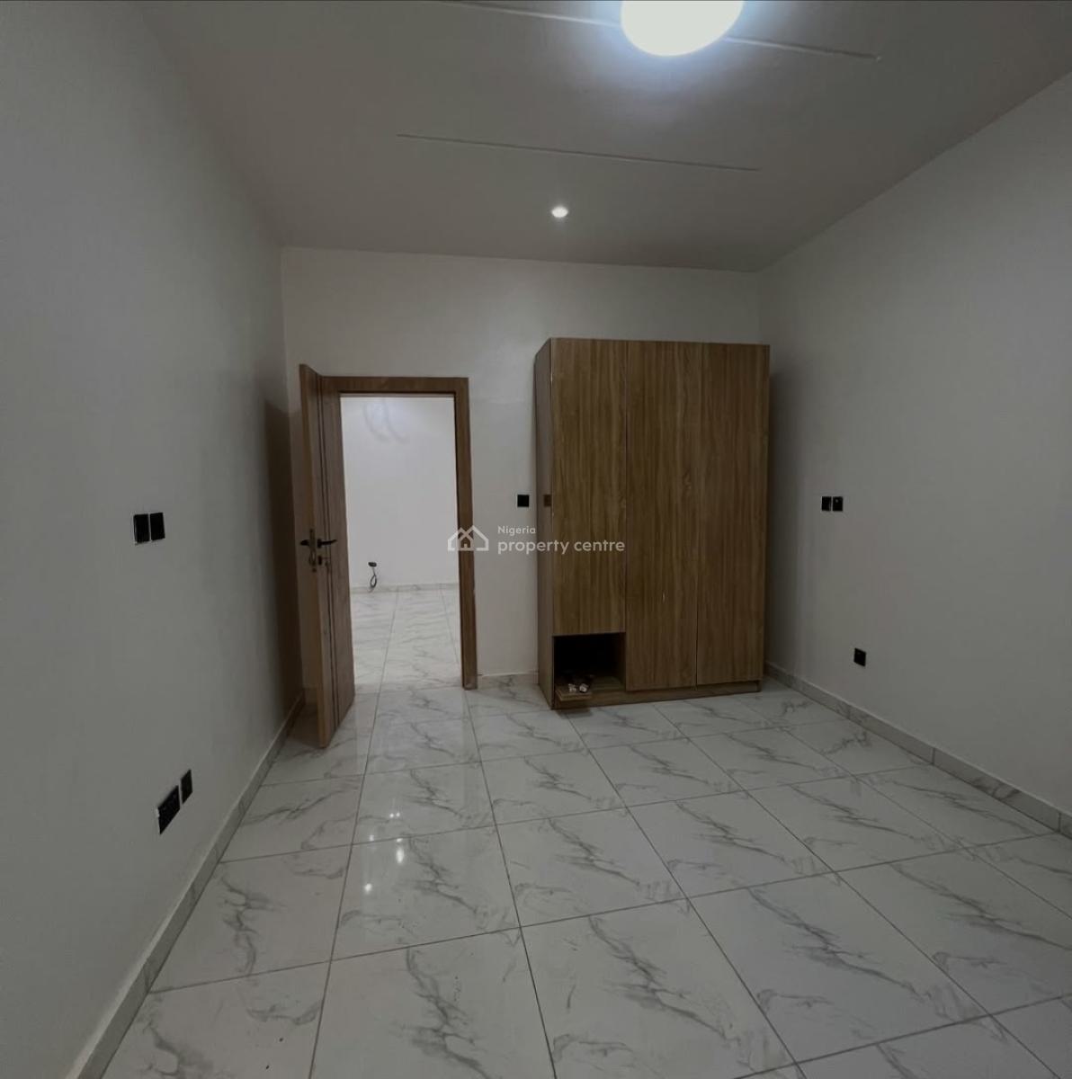 Serviced 2 Bedroom Apartments, Ologolo, Lekki, Lagos, Flat / Apartment for Sale