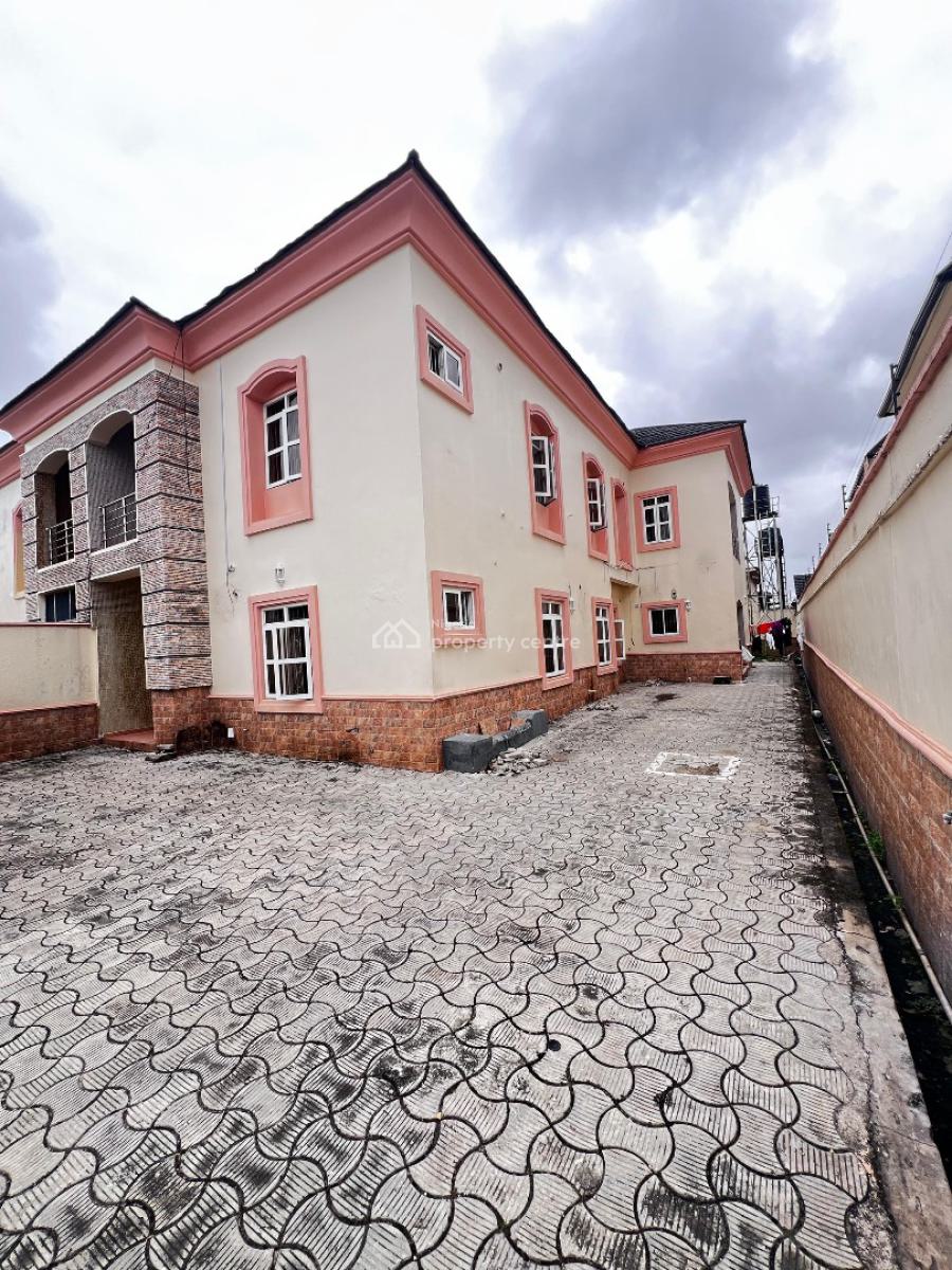 Spacious 5 Bedroom Semi Detached House with a 1 Room Bq, Lekki Phase 1, Lekki Phase 1, Lekki, Lagos, Semi-detached Duplex for Rent