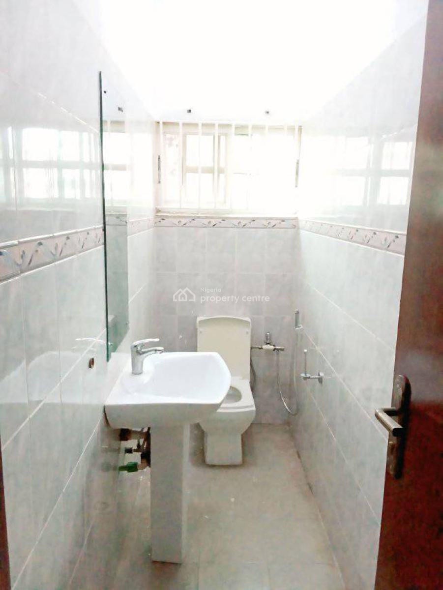 Just Vacated 2 Bedroom Flat, Ikoyi, Lagos, Flat / Apartment for Rent