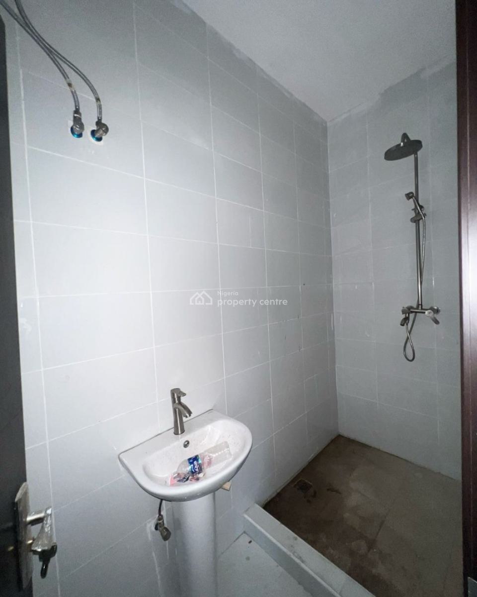 Spaciously Built 3 Bedroom Apartment, Orchid, Lekki, Lagos, Flat / Apartment for Rent