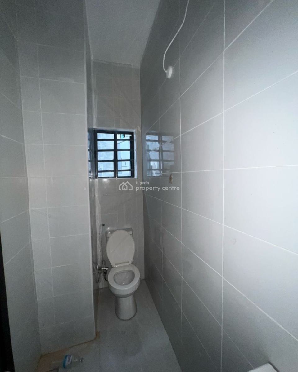 Spaciously Built 3 Bedroom Apartment, Orchid, Lekki, Lagos, Flat / Apartment for Rent