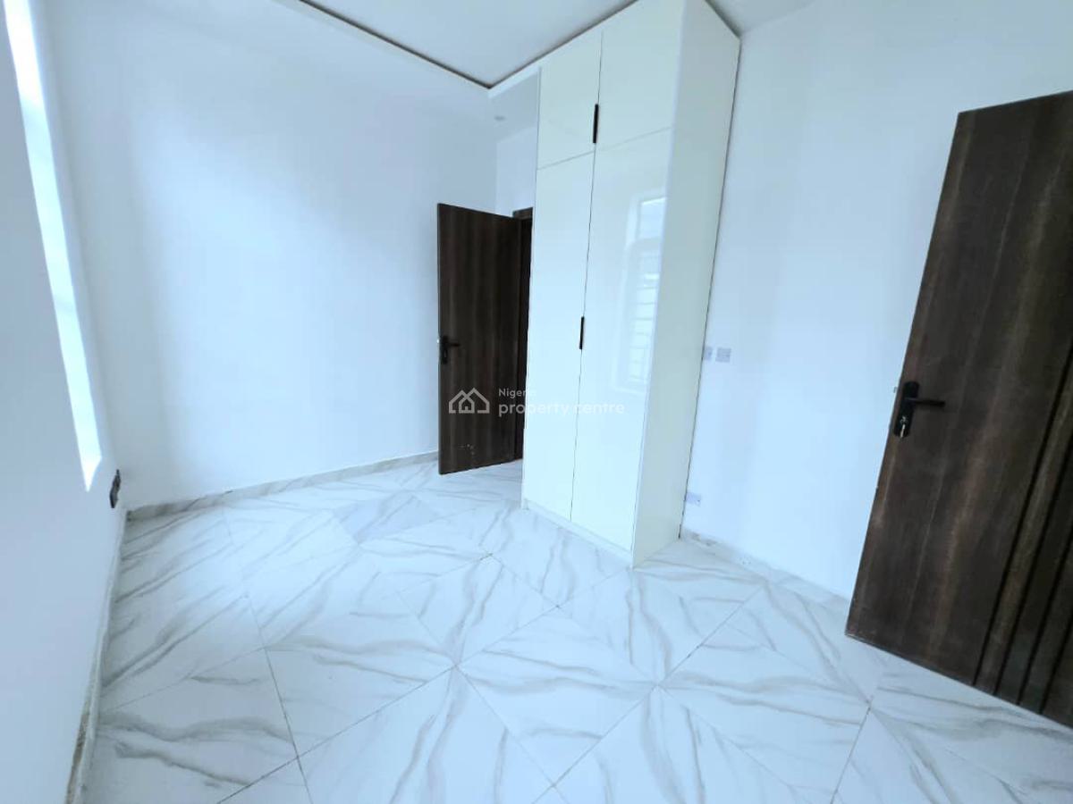 Smart 5-bedroom Detached Duplex with Bq, Pool & Gym, Chevron, Lekki, Lagos, Detached Duplex for Sale